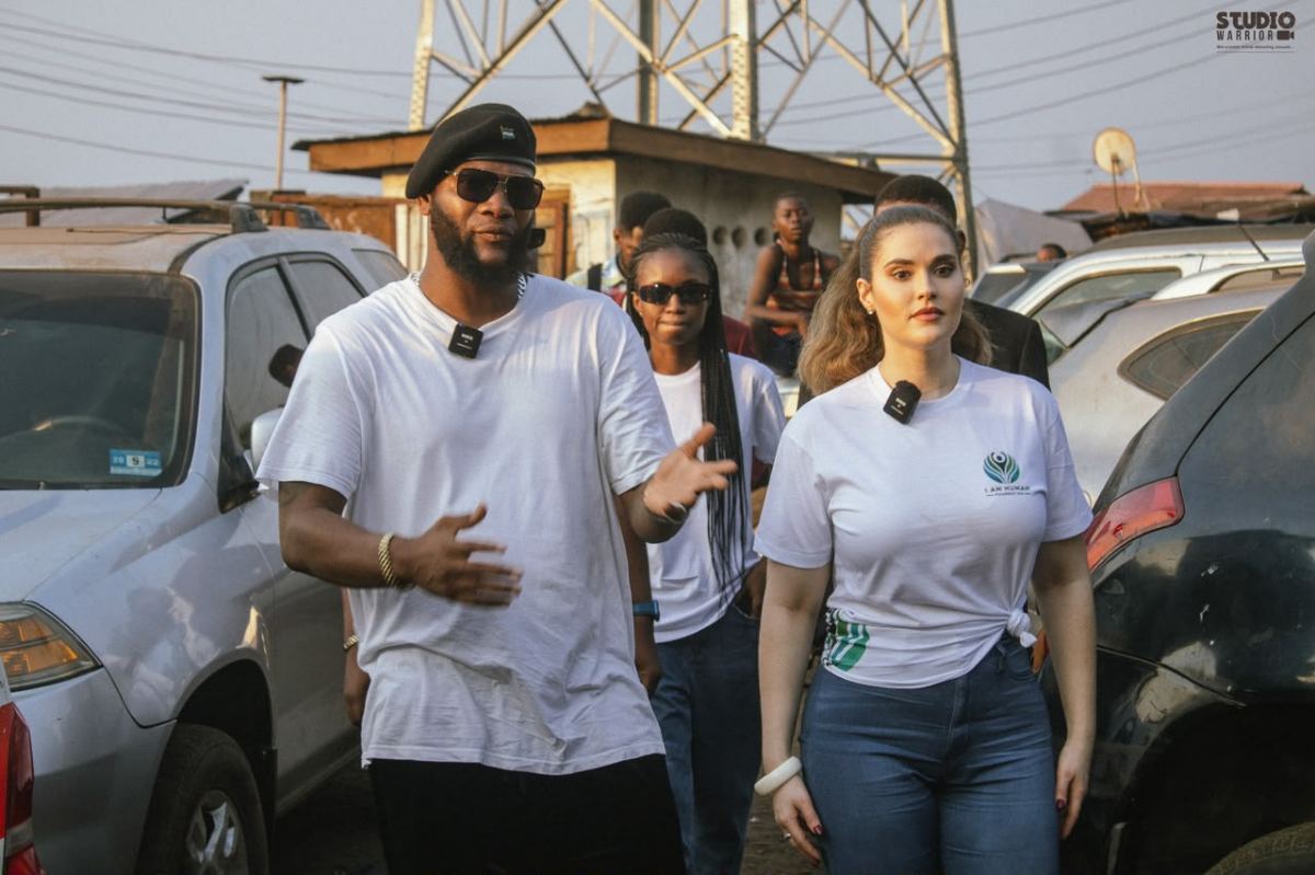 Shalimar Abbiusi walking with her team through a neighbourhood